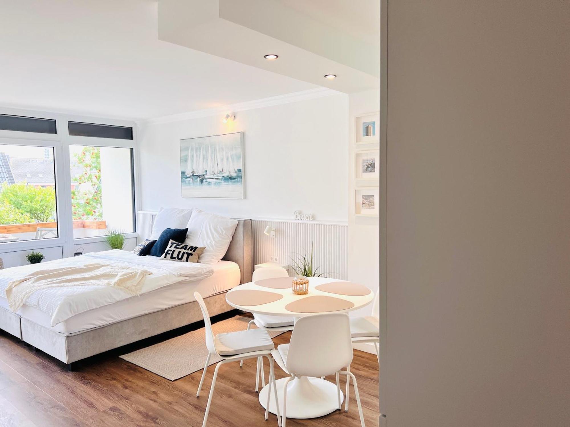 Neu - Frisch Renoviertes Ferienapartment "Waterkant" Busum Luaran gambar